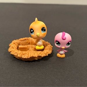 Littlest Pet Shop 975 976 Parakeet & Canary w/ Nest